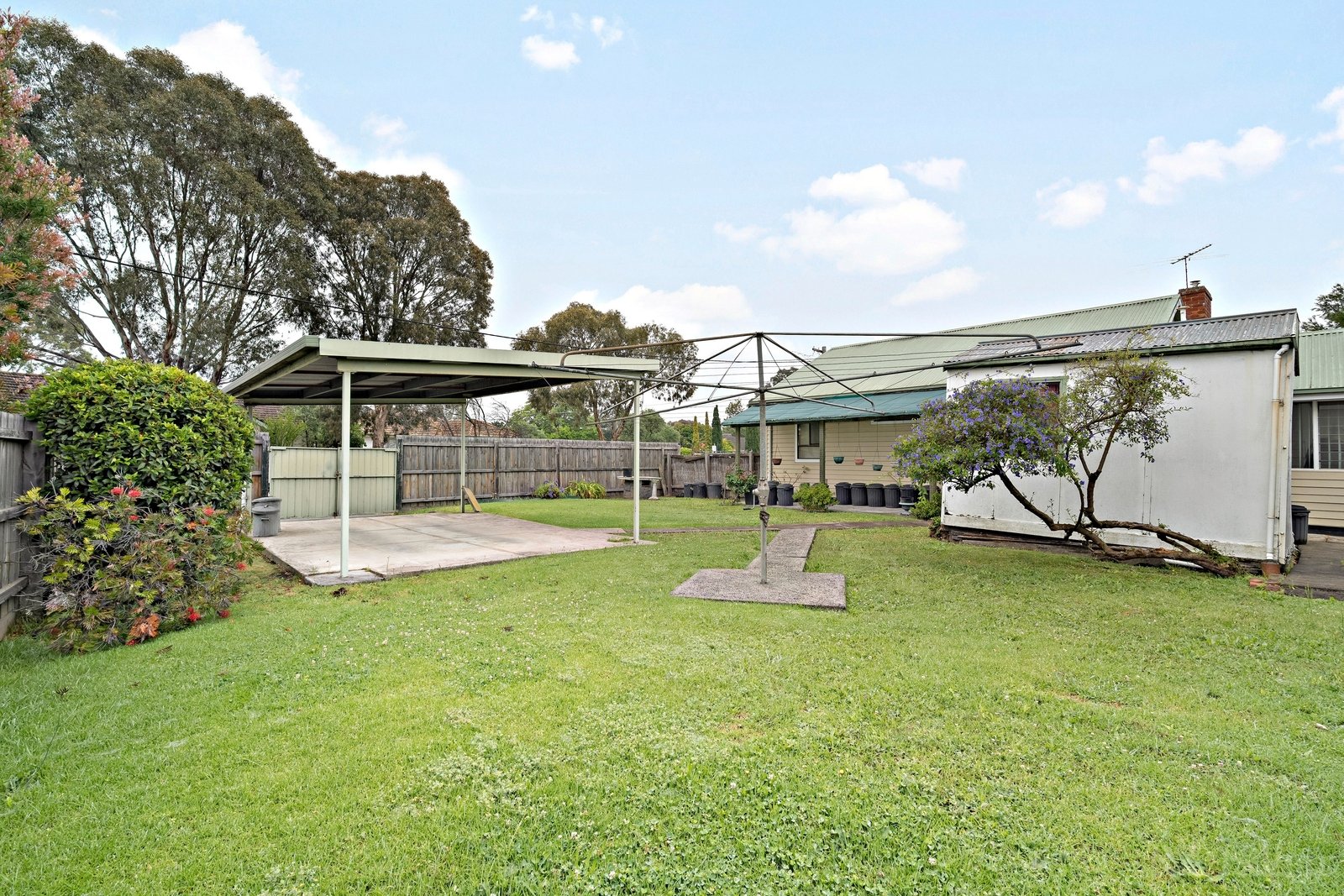 Property Gallery Thumbnail 7