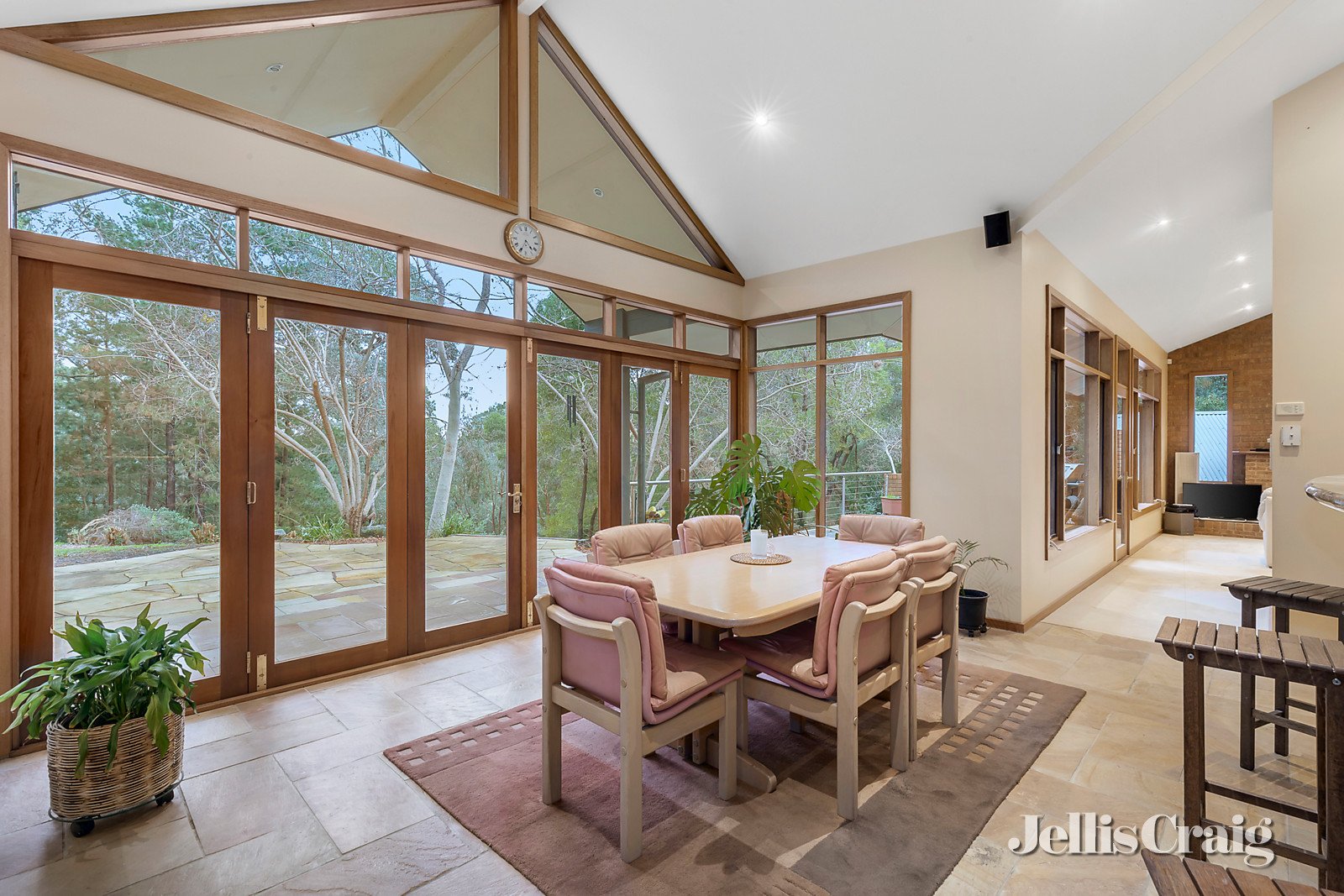 34 Lookover Road, Donvale image 5