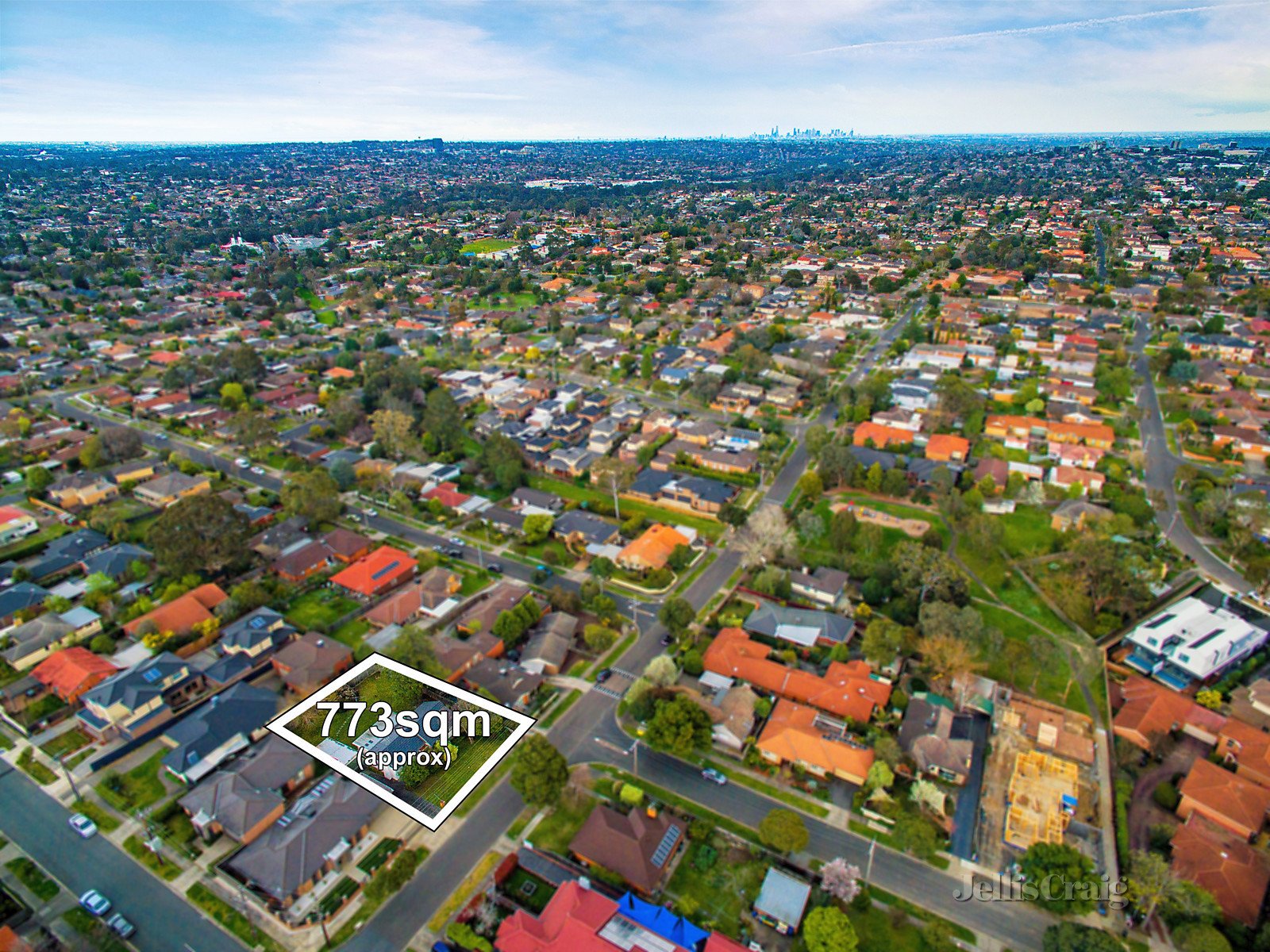 34 Maggs Street, Doncaster East image 2