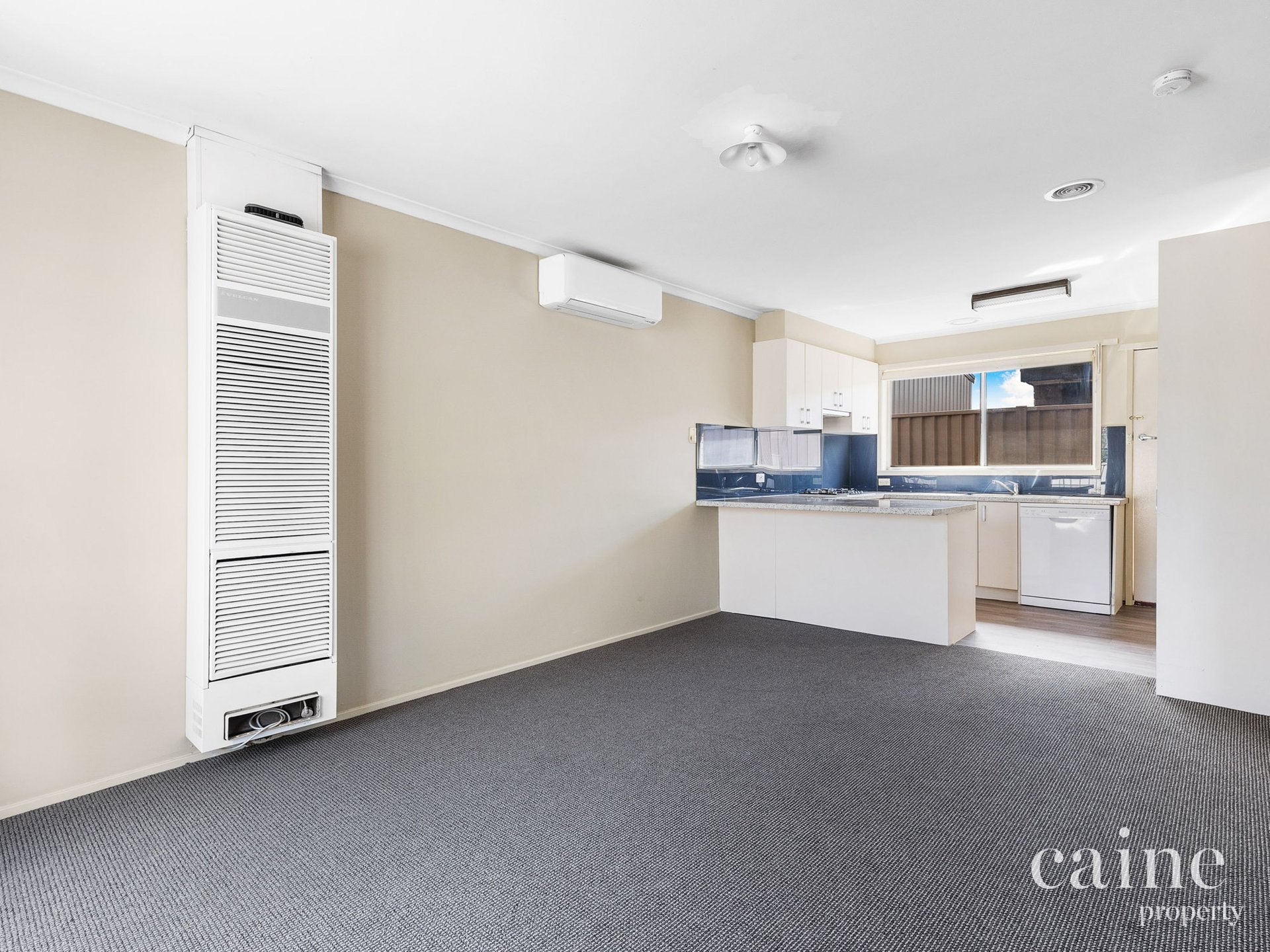 3/4 Marie Crescent, Wendouree image 2