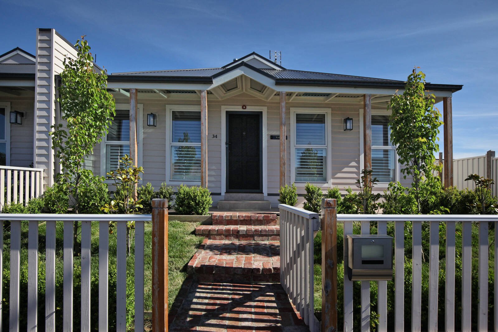 Property Gallery Thumbnail 8