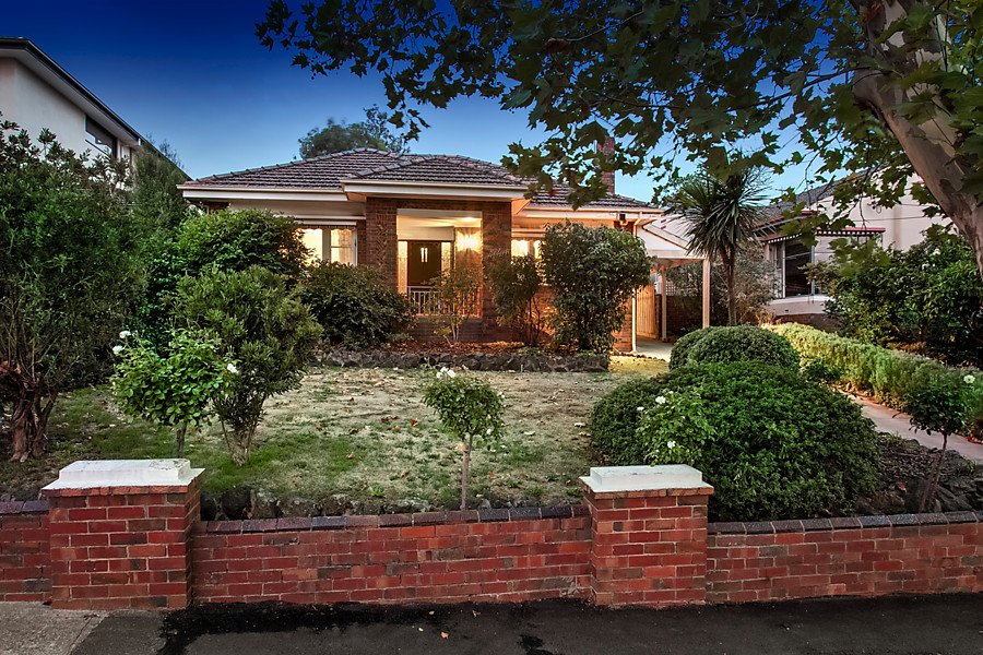 34 McArthur Road, Ivanhoe East VIC 3079