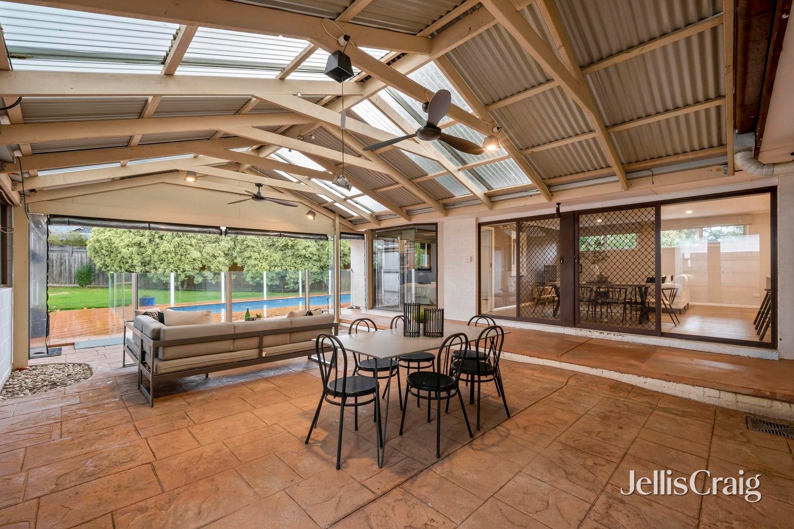 34 McDermott Avenue, Mooroolbark image 21