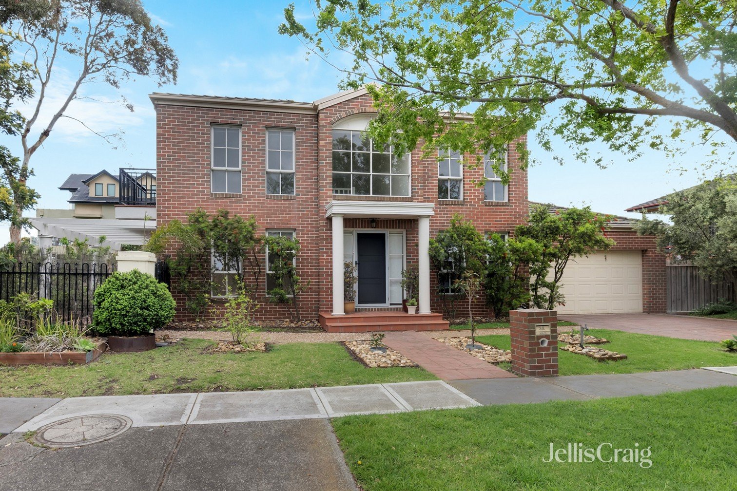 34 McGuire Crescent, Williamstown image 1