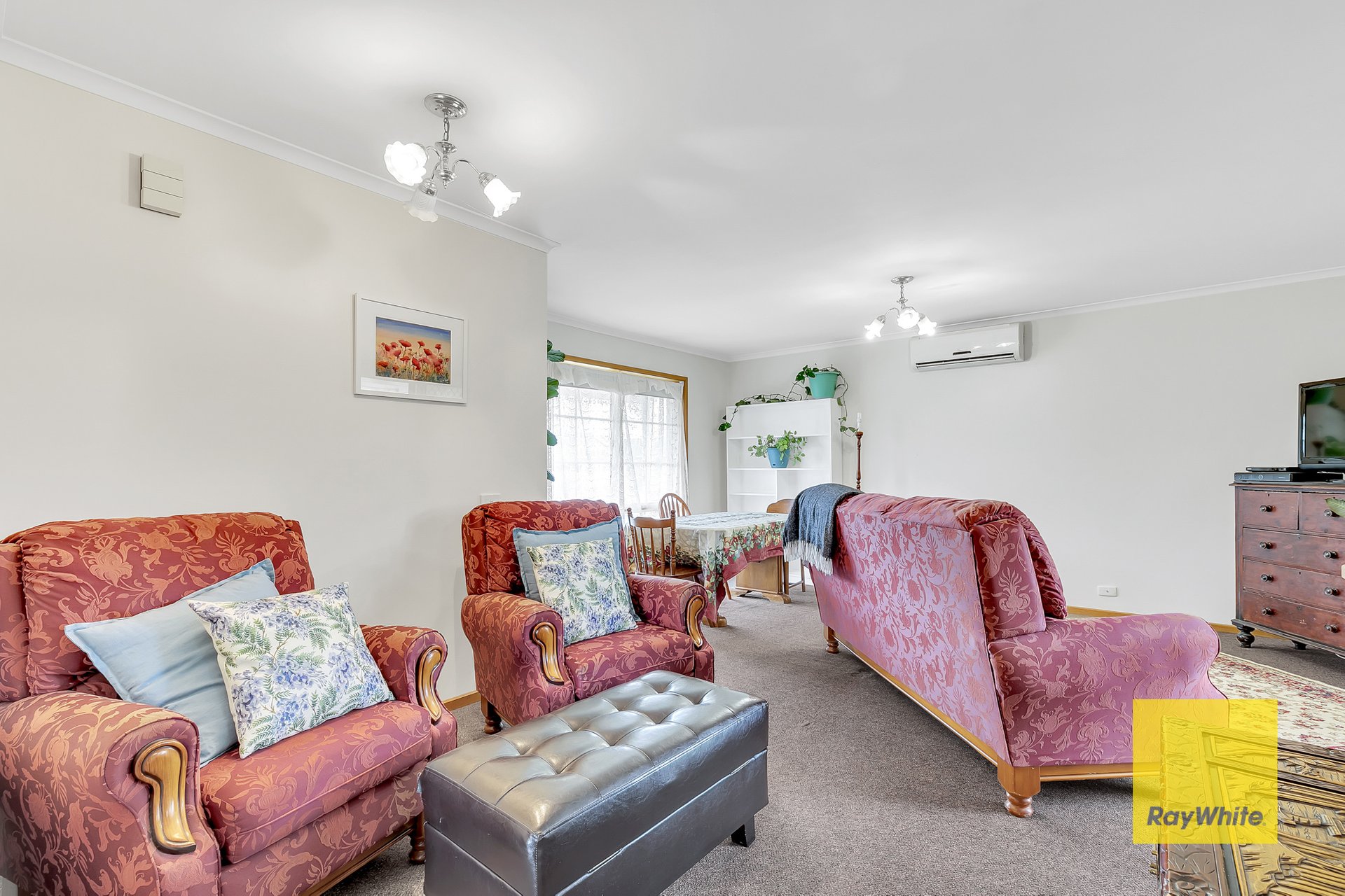 34 Meadenhall Drive, St Albans Park image 4