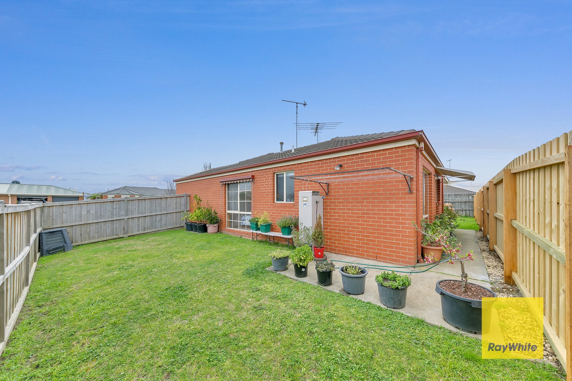34 Meadenhall Drive, St Albans Park image 10