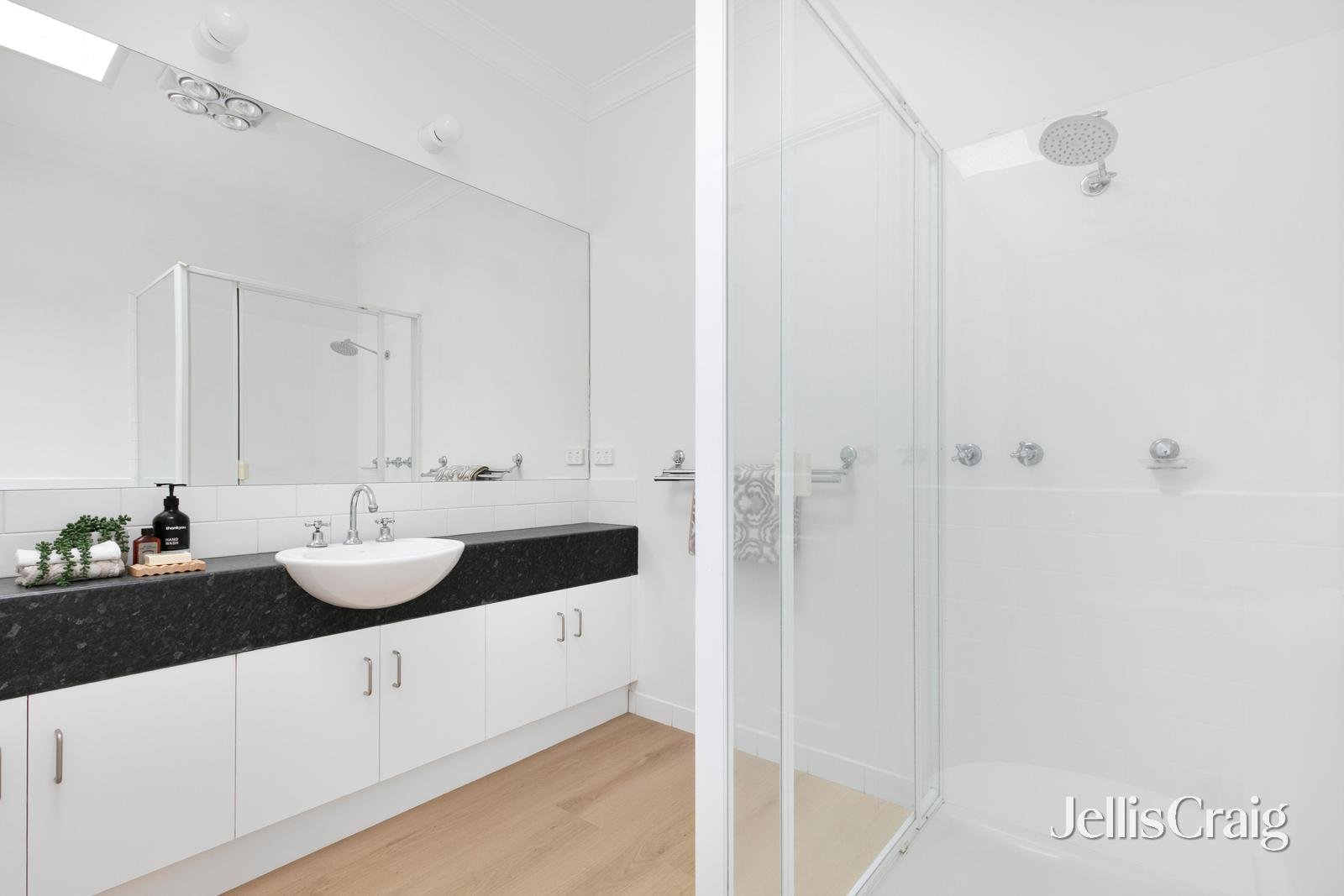 34 Merrett Drive, Williamstown image 7