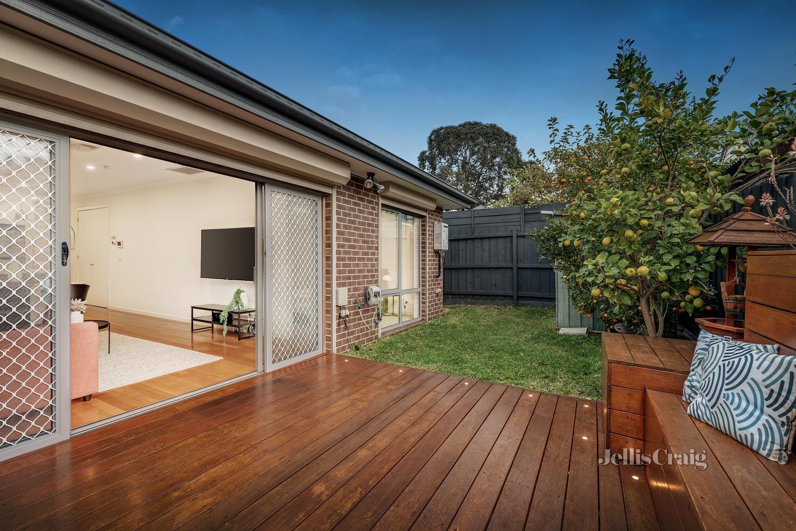 3/4 Milne Street, Mitcham image 11