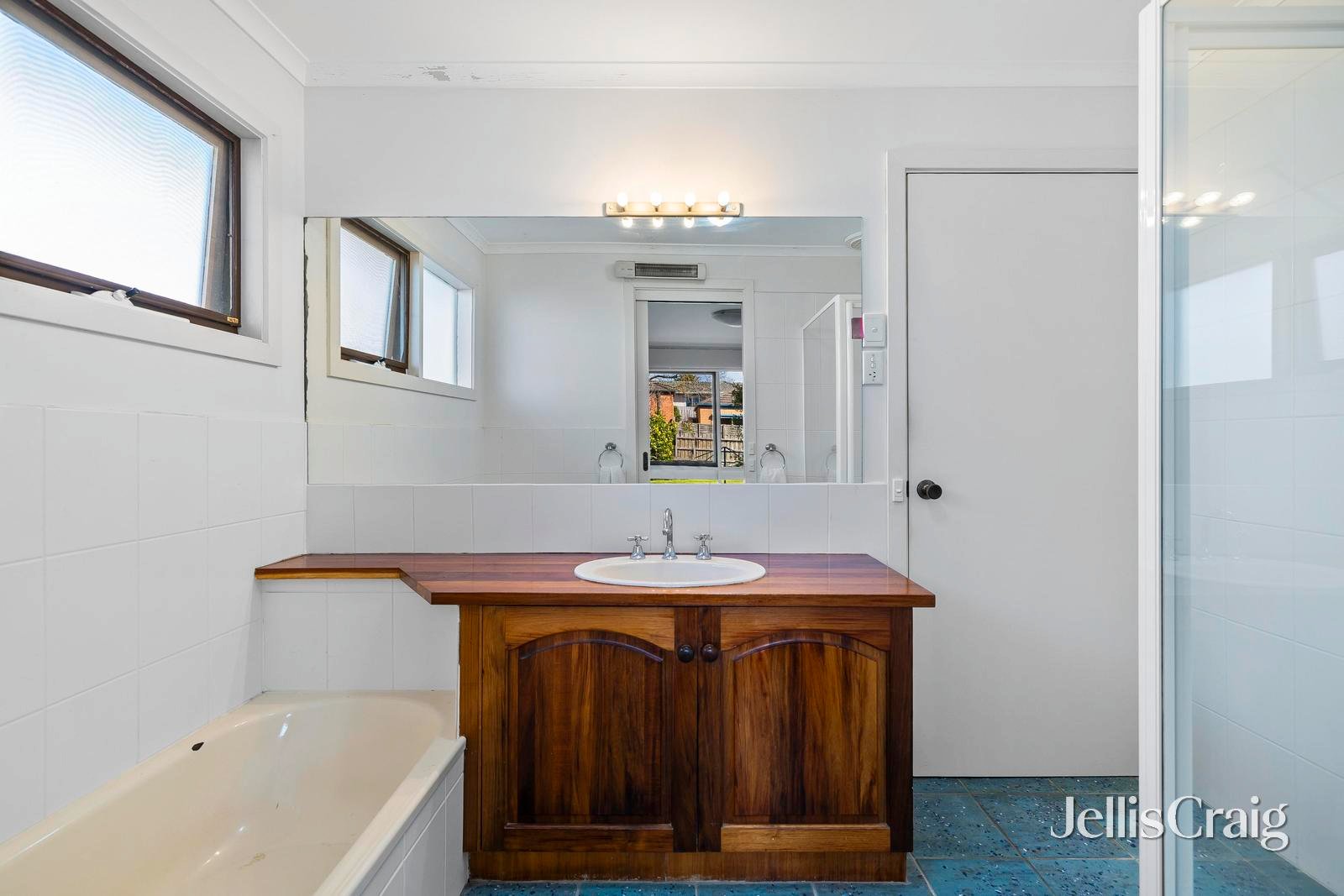 34 Mitchell Street, Mornington image 8