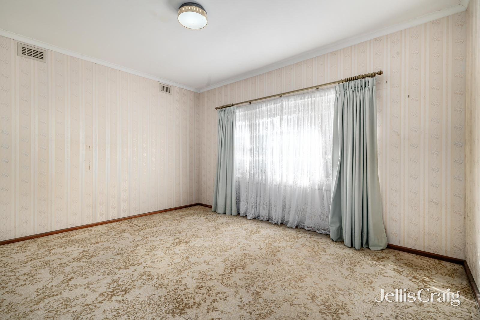 34 Morden Court, Nunawading image 5