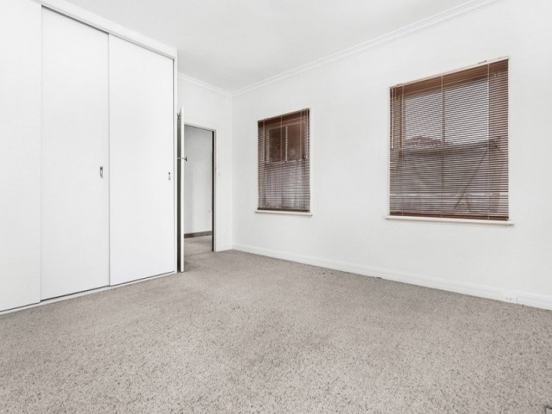 34 Nicholson Street, Balwyn North image 8