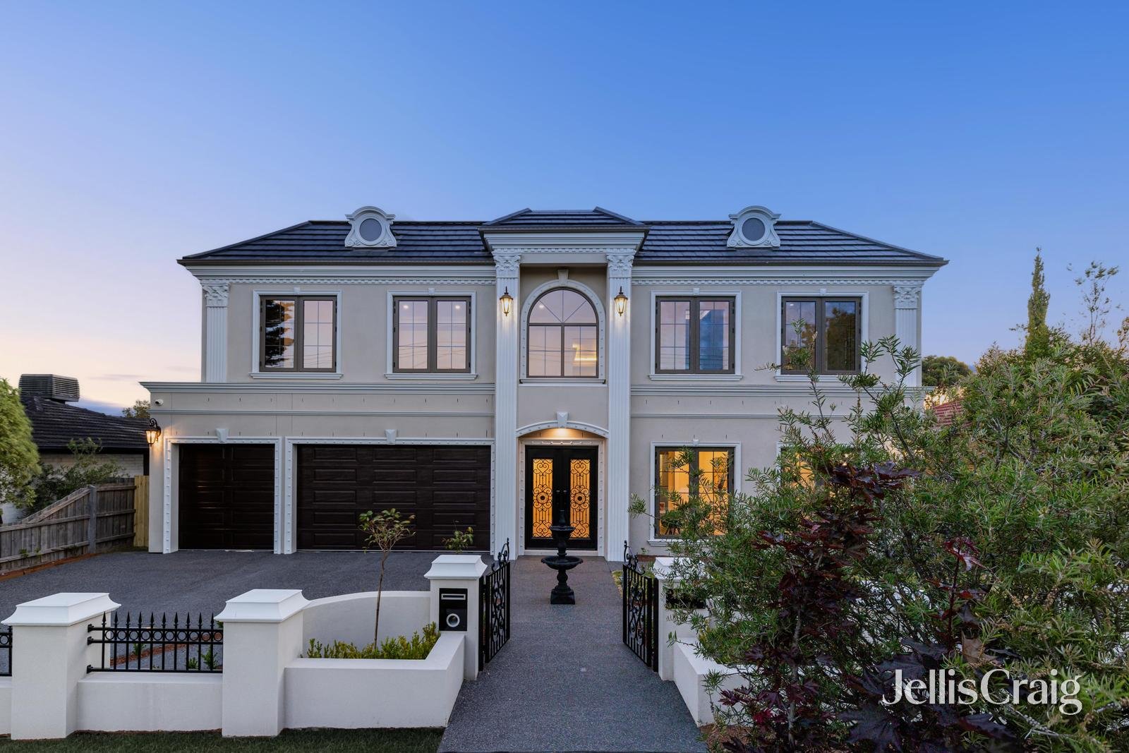 34 Oakern Street, Mount&nbsp;Waverley image 1