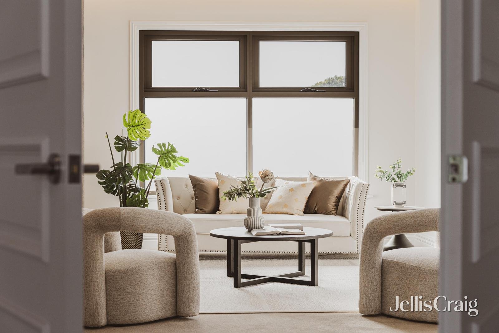 34 Oakern Street, Mount&nbsp;Waverley image 7