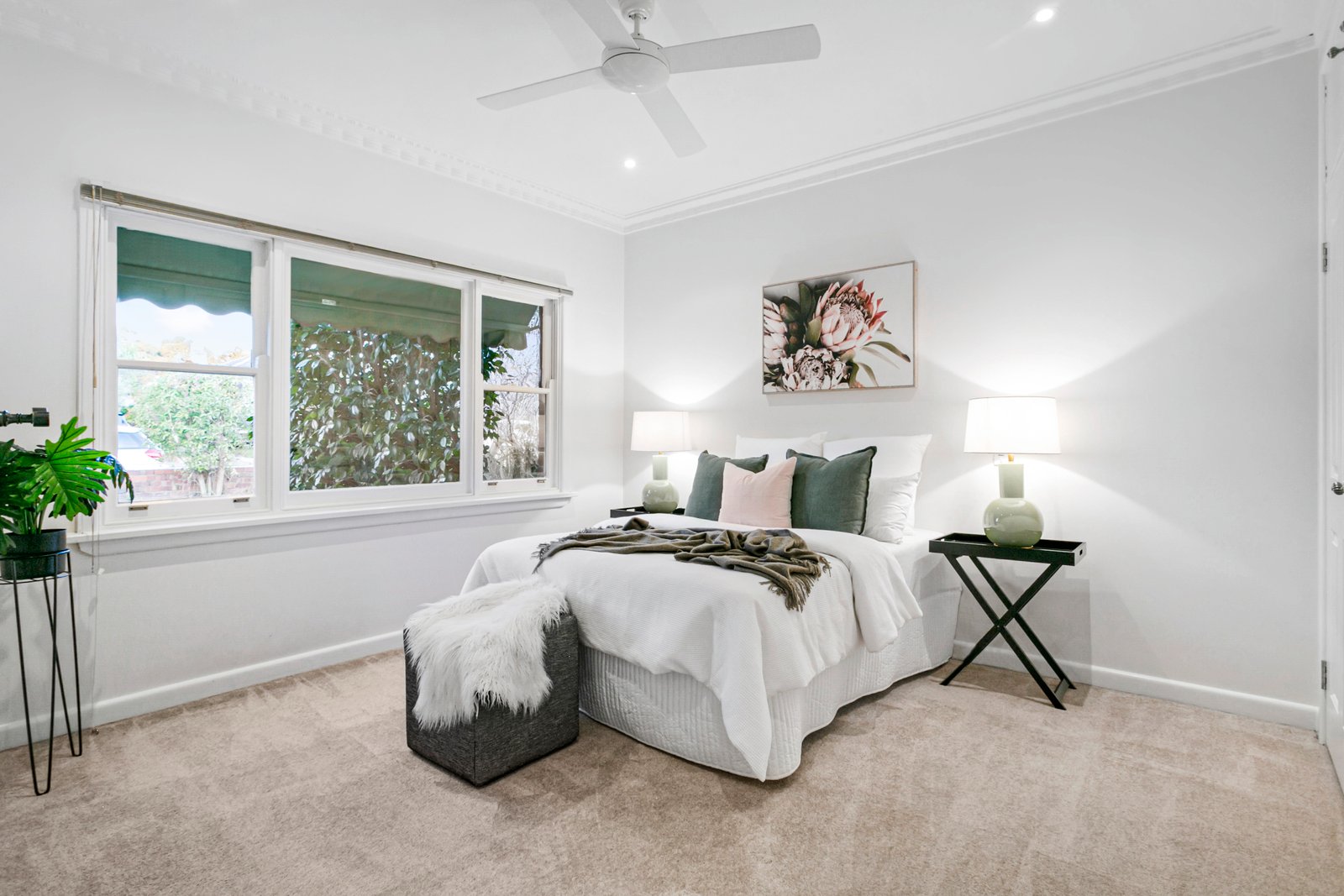Property Gallery Thumbnail 8