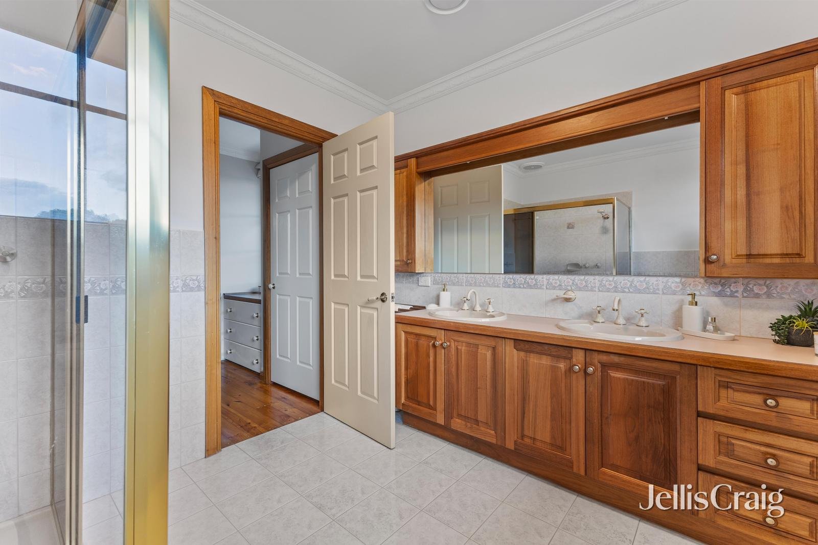 34 Orion Street, Vermont image 9