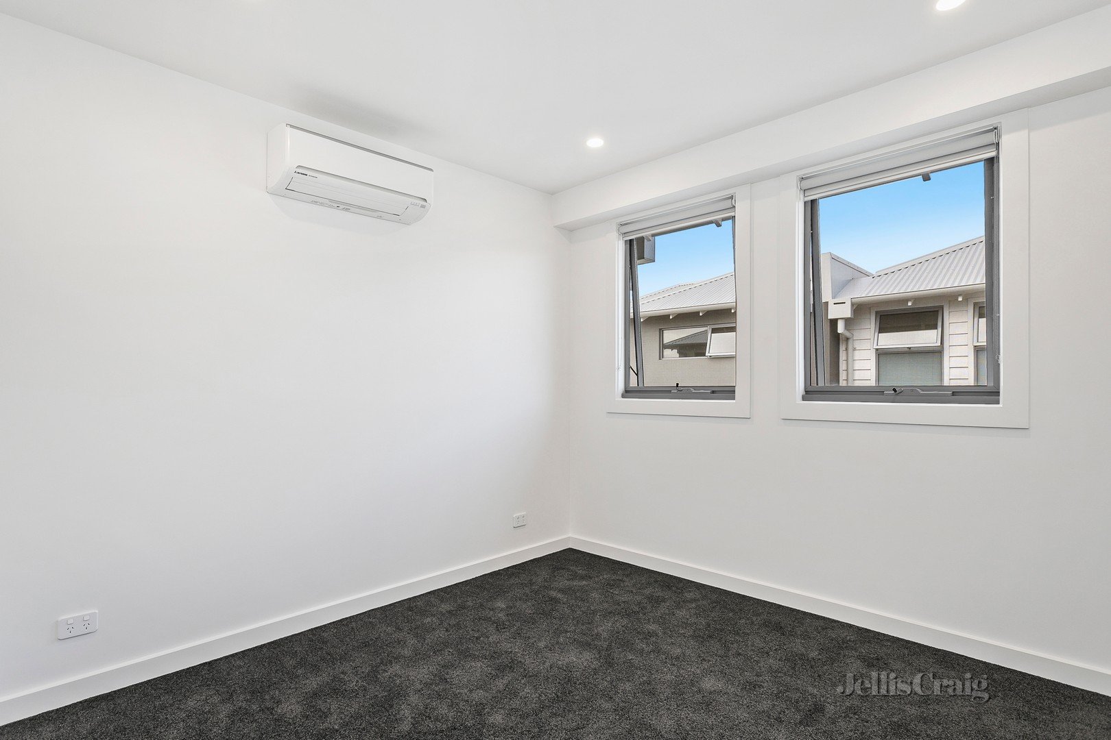 3/4 Percy Street, Newport image 7