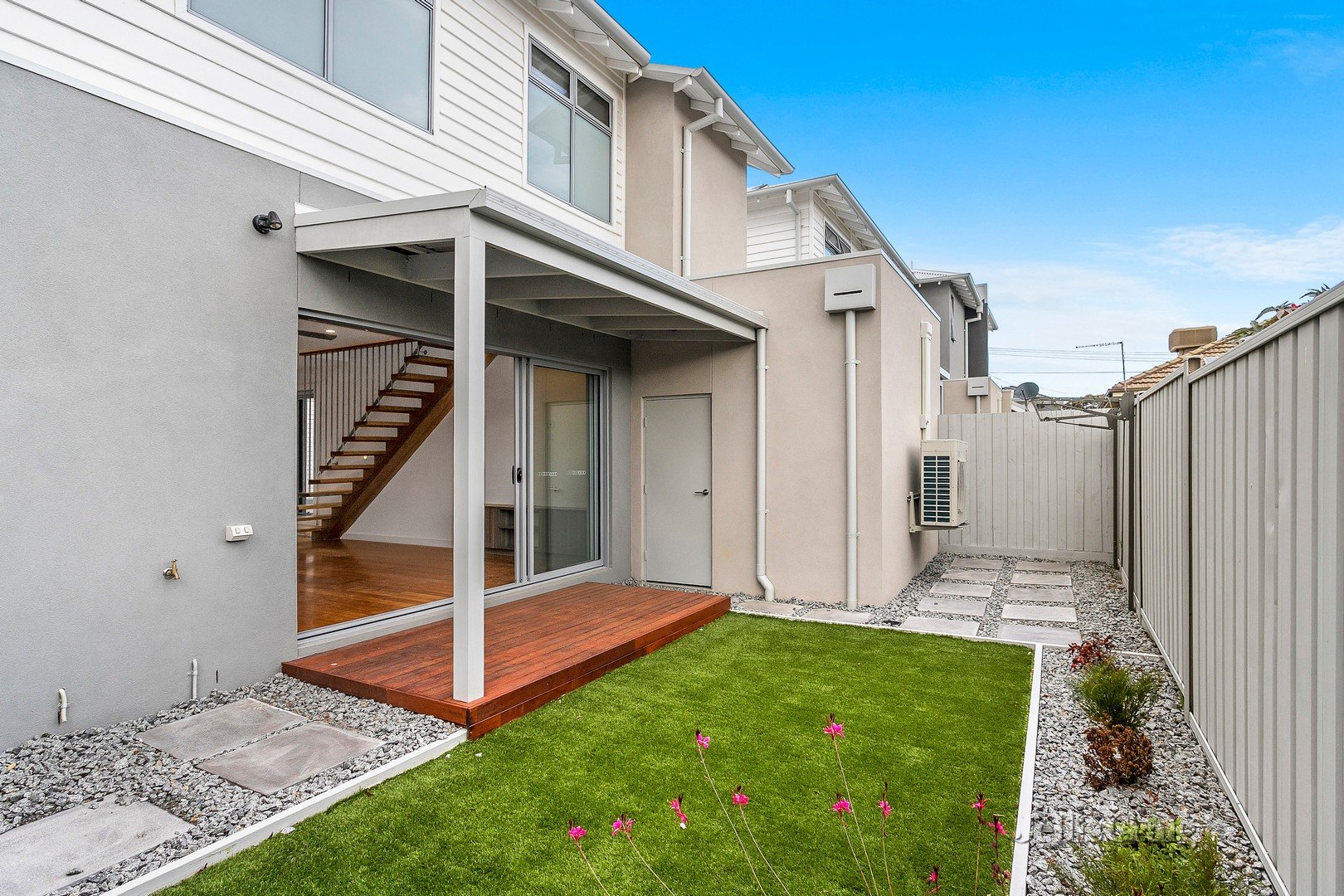 3/4 Percy Street, Newport image 10