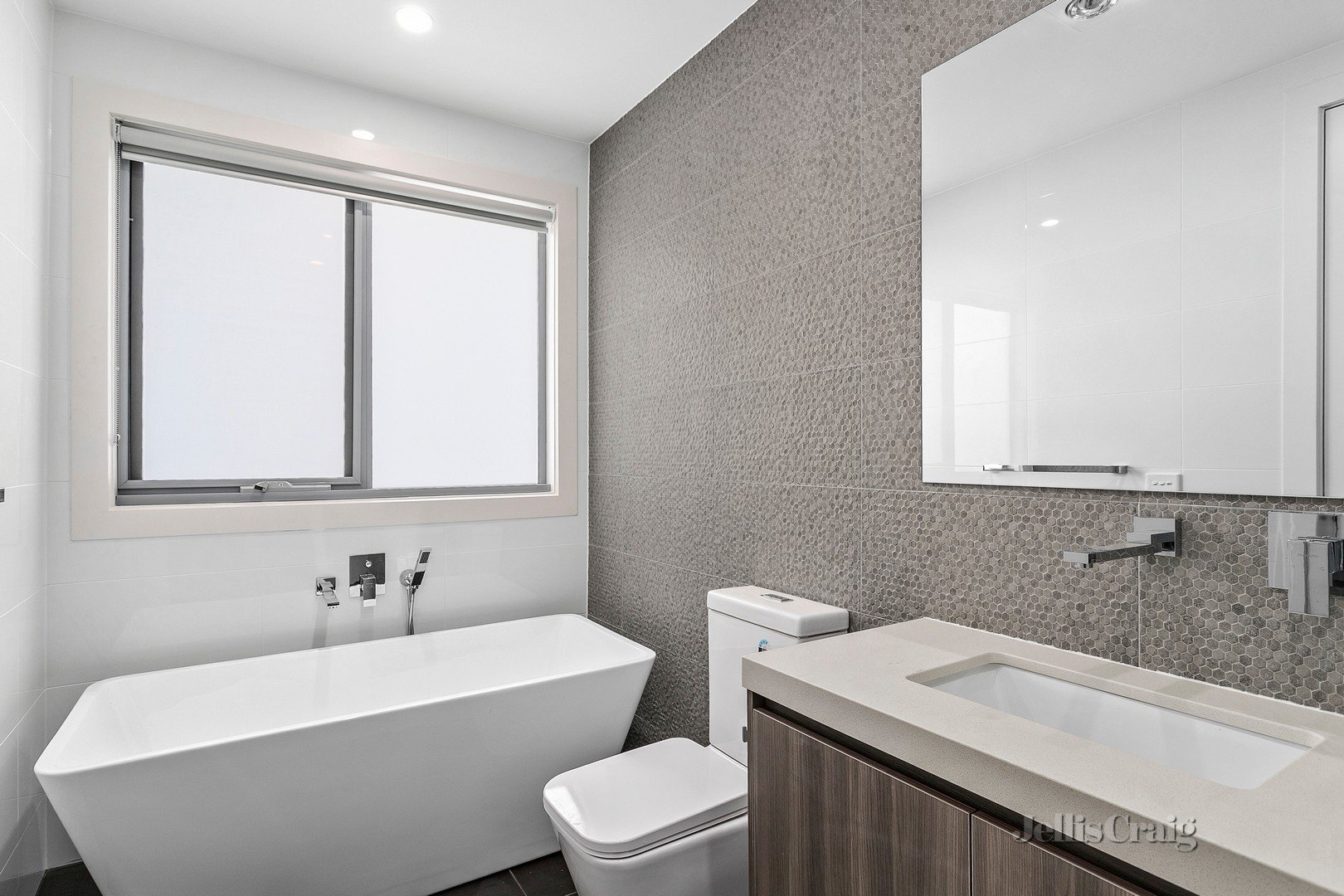 3/4 Percy Street, Newport image 9