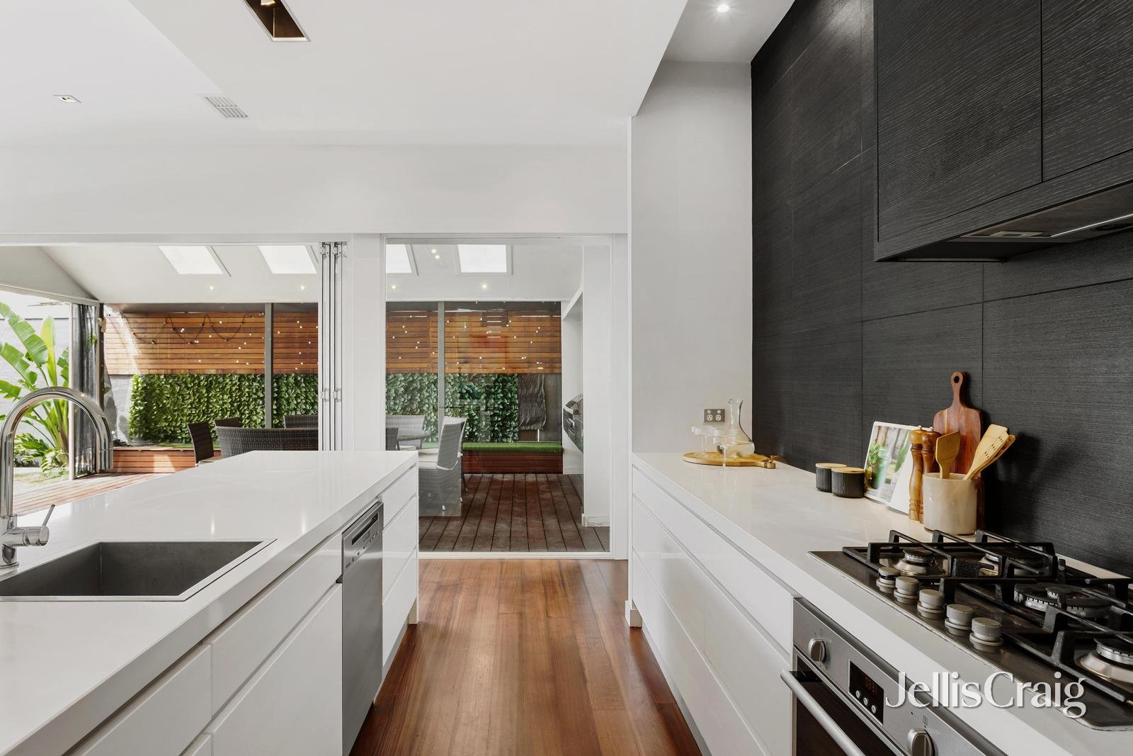 34 Power Street, Balwyn image 5