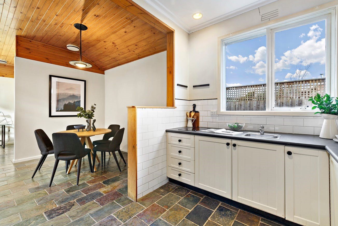 34 Prince Street, Hampton image 3
