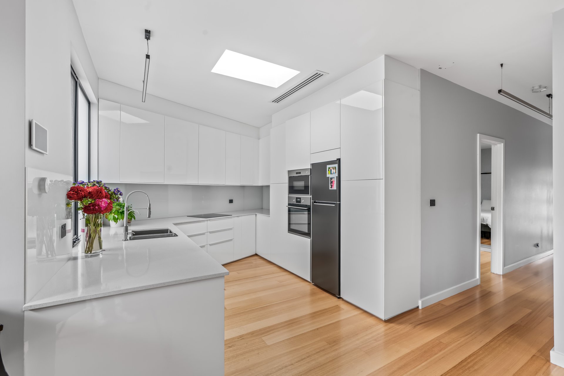 34 Richardson Street, Albert&nbsp;Park image 4