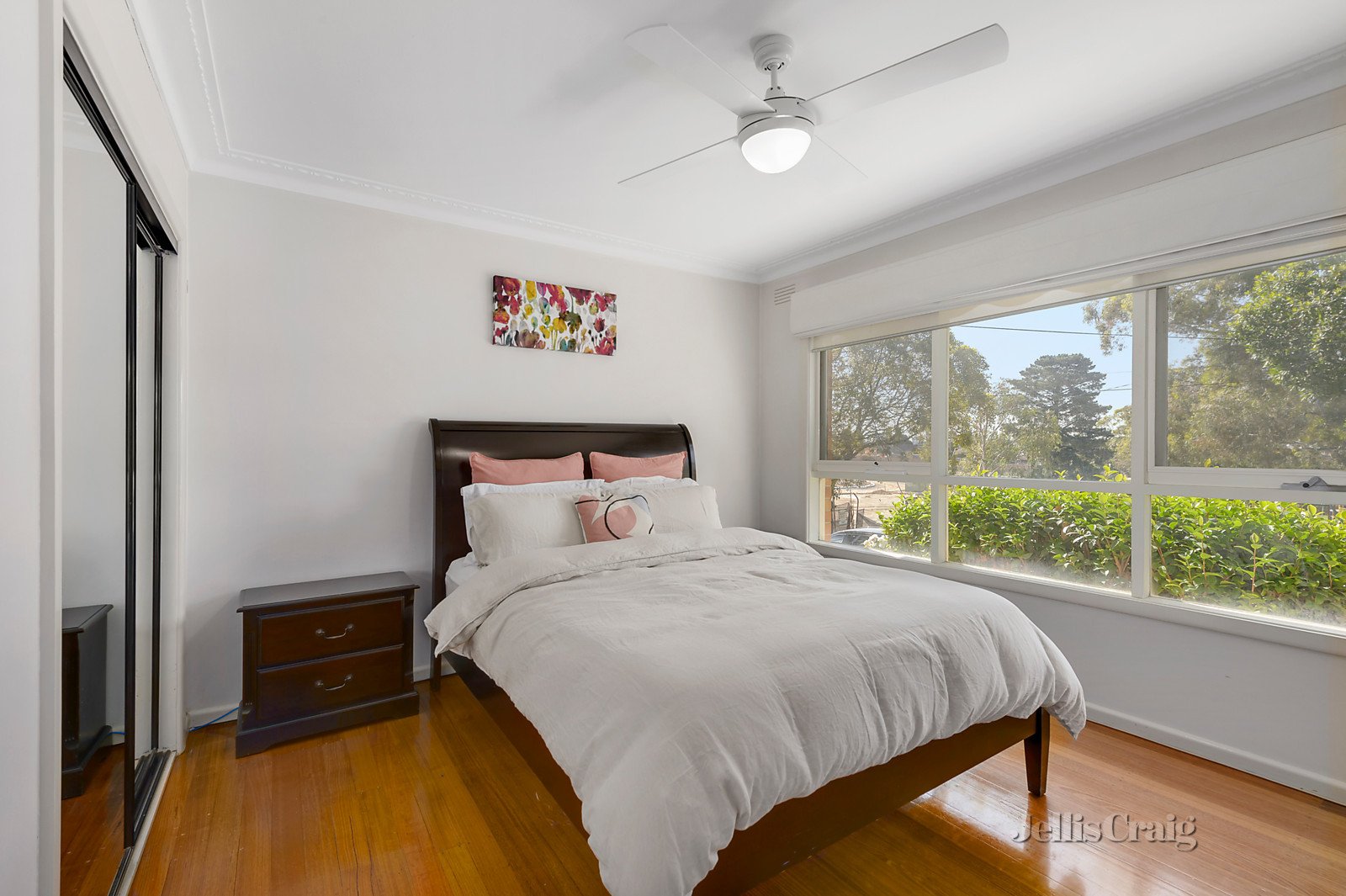 34 Rochdale Drive, Burwood East image 4