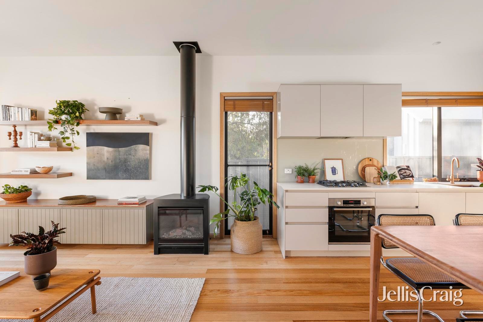 34 Rossmoyne Street, Thornbury image 13