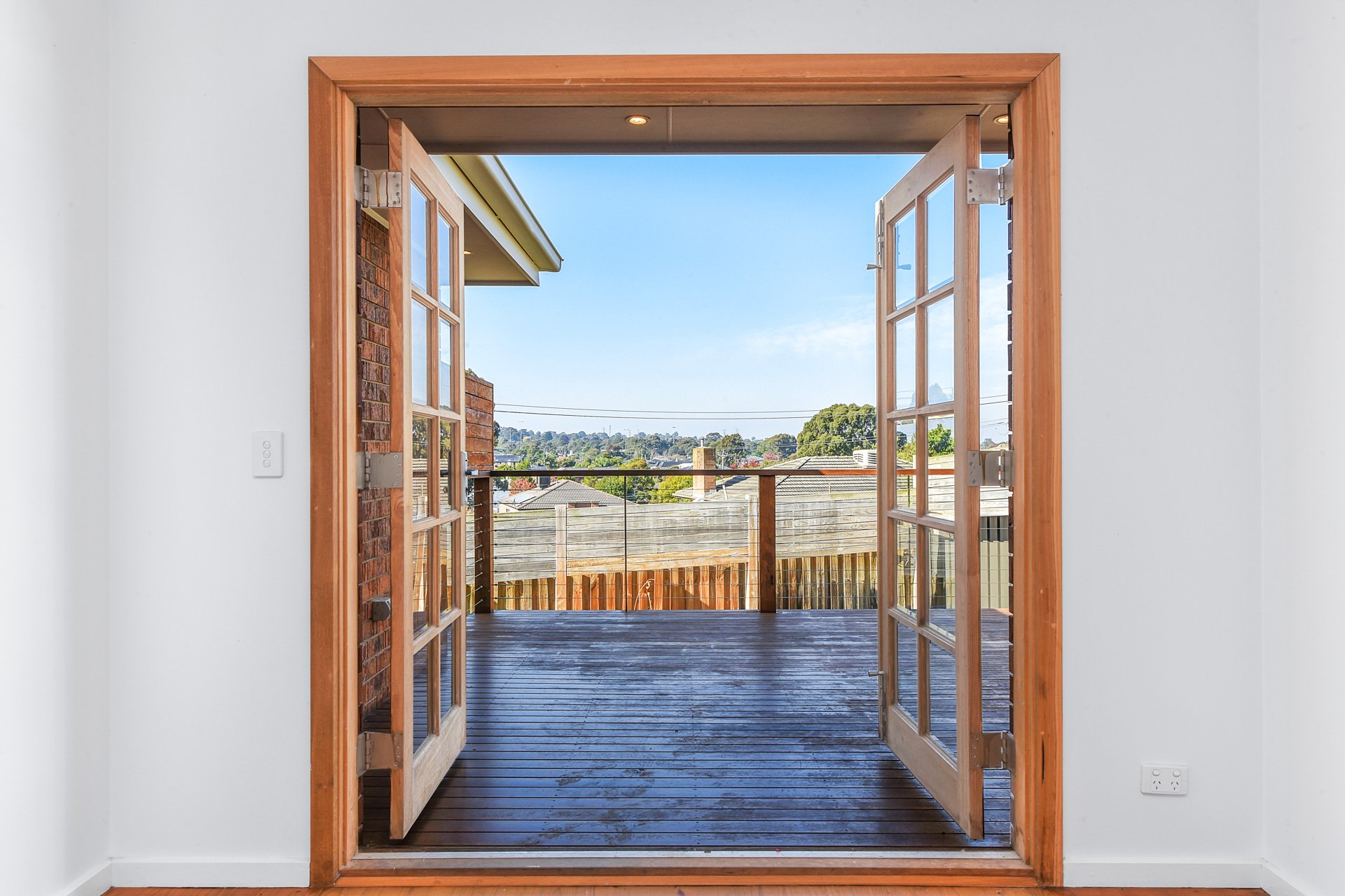 3/4 Saladin Avenue, Glen Waverley image 7