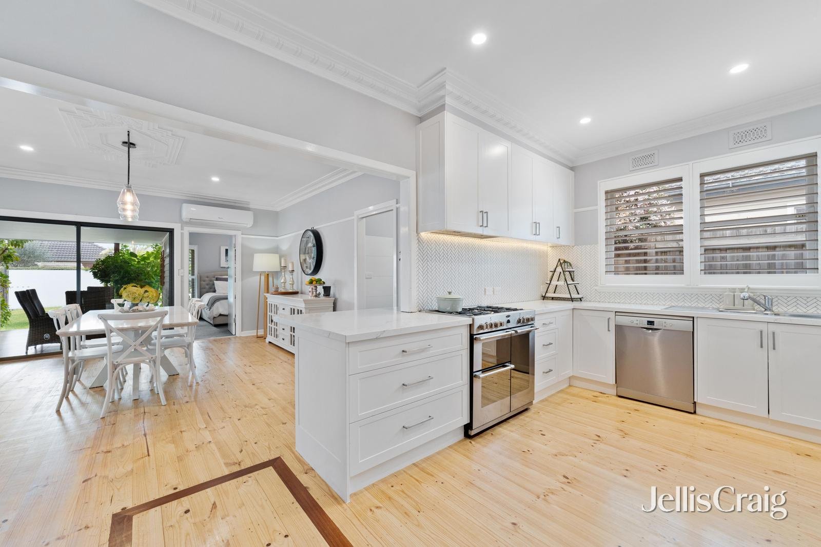 34 Saxton Street, Box&nbsp;Hill&nbsp;North image 3