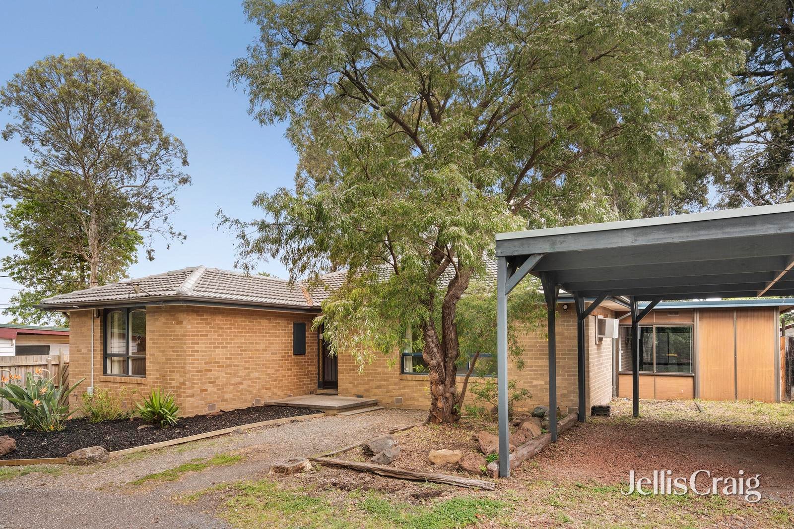 34 Sherlock Road, Croydon image 10