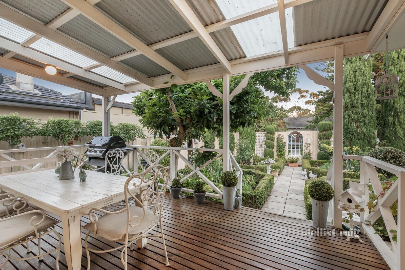 34 Smith Street, Hampton image 8