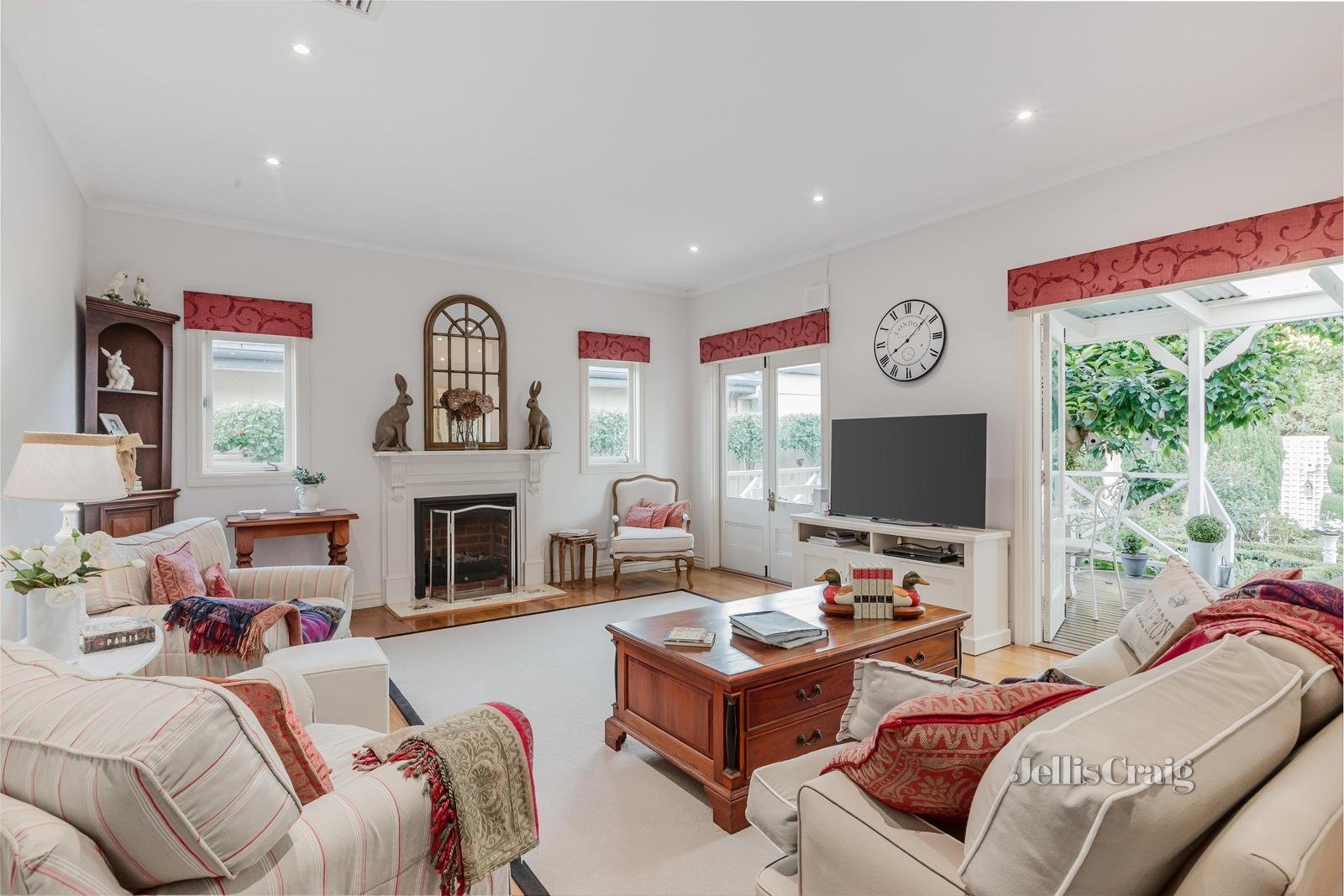 34 Smith Street, Hampton image 3