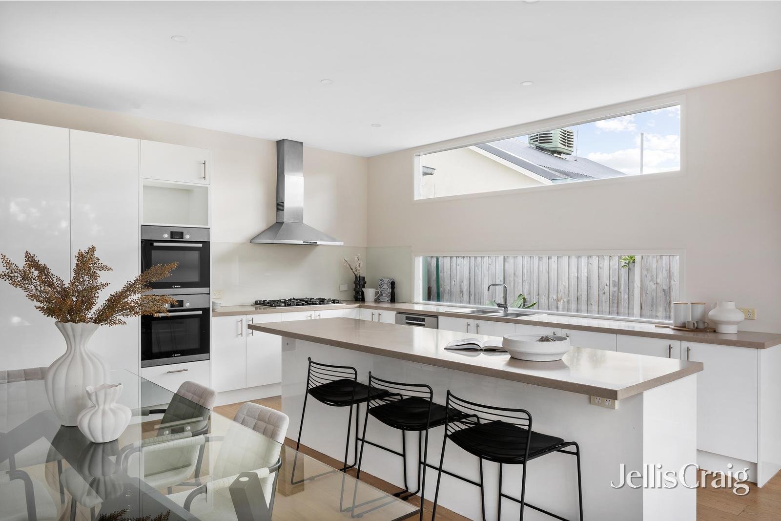 34 South Avenue, Bentleigh image 2
