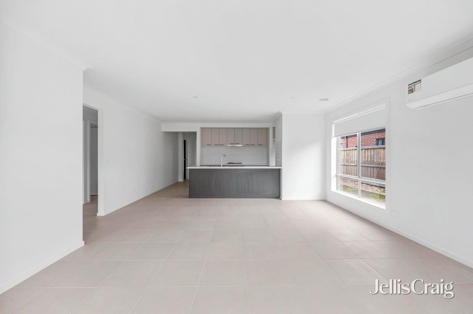 34 Steamboat Avenue, Winter Valley image 2