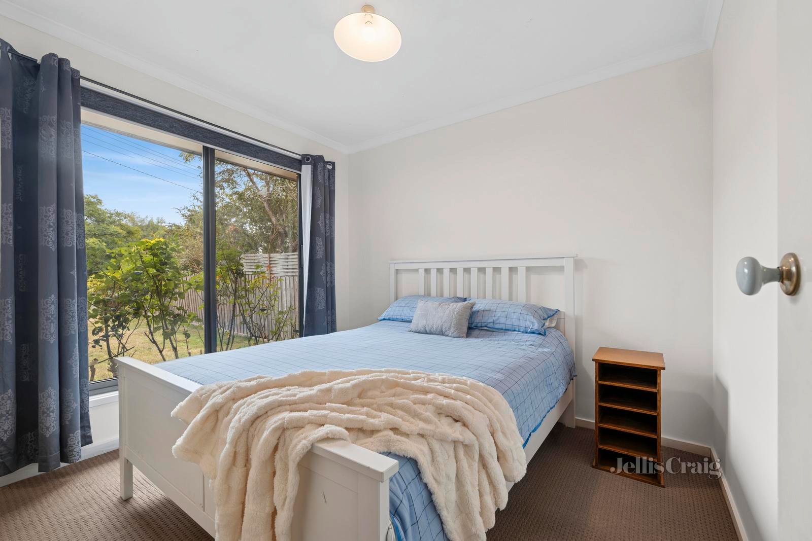 34 Stuart Drive, Woodend image 10