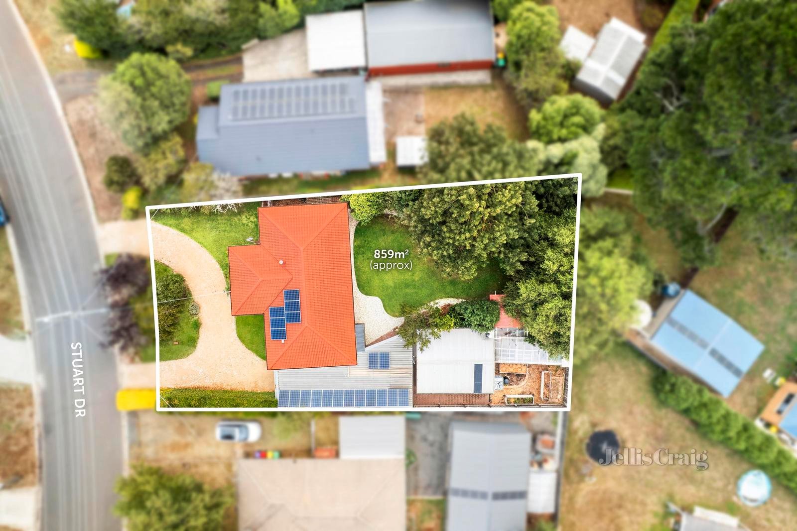 34 Stuart Drive, Woodend image 13