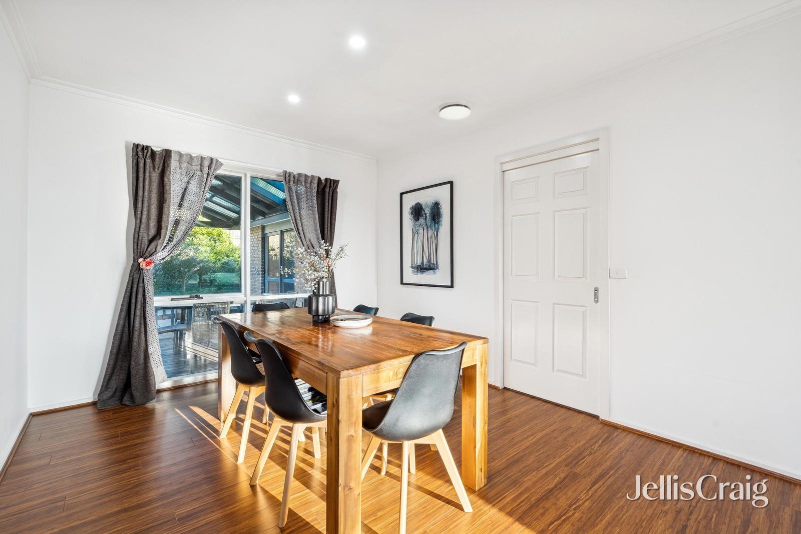 34 Sugarloaf Drive, Chirnside Park image 6