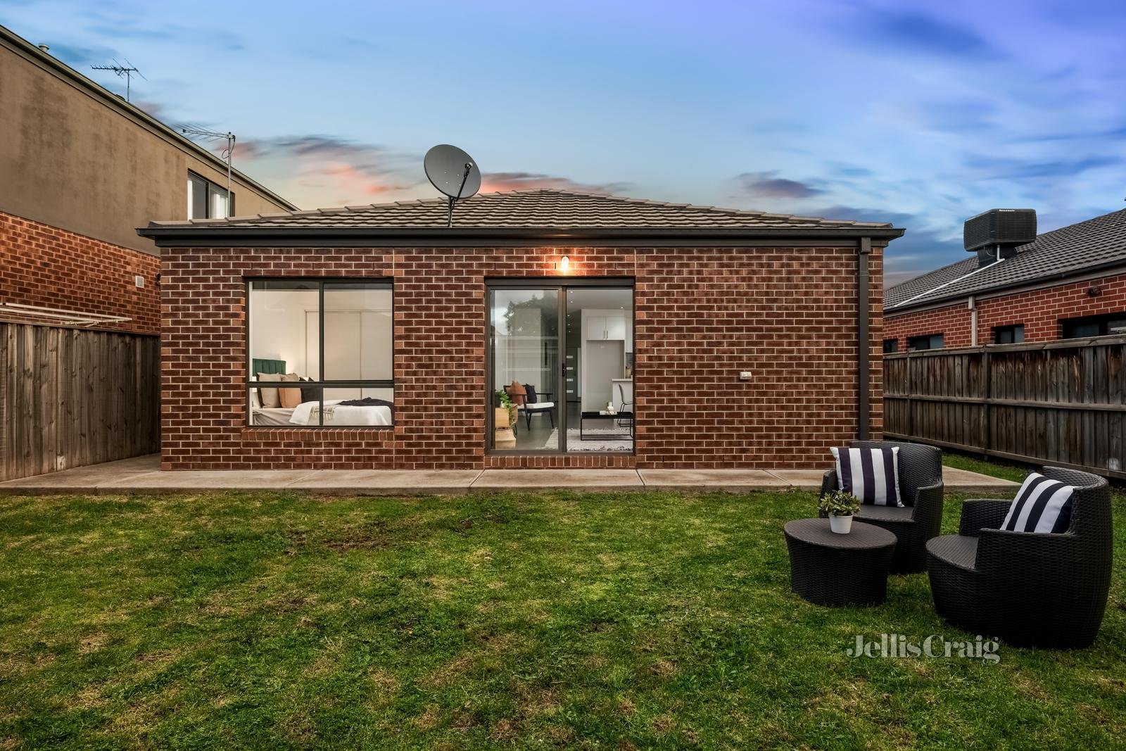 34 Tripani Avenue, Lalor image 13