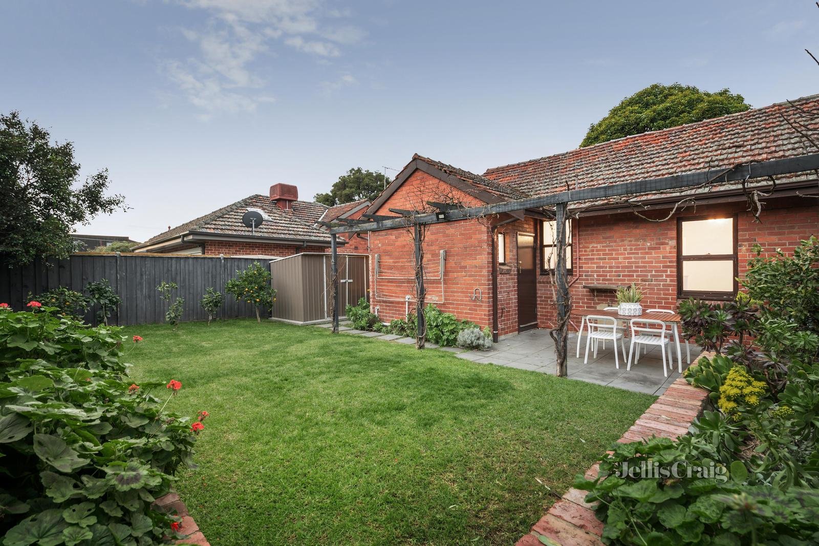 34 Tudor Street, Richmond image 2