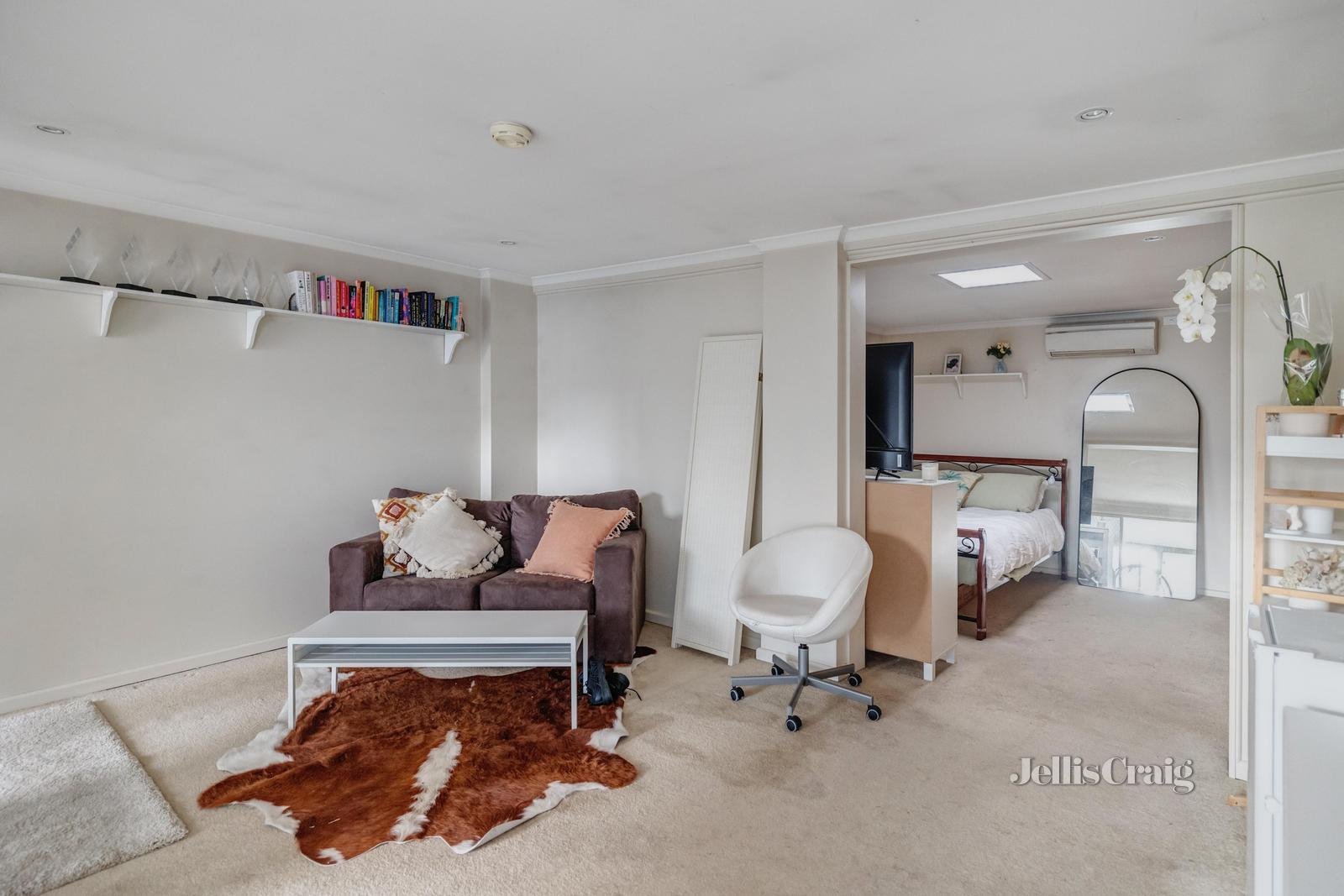 34 Valkstone Street, Bentleigh East image 6