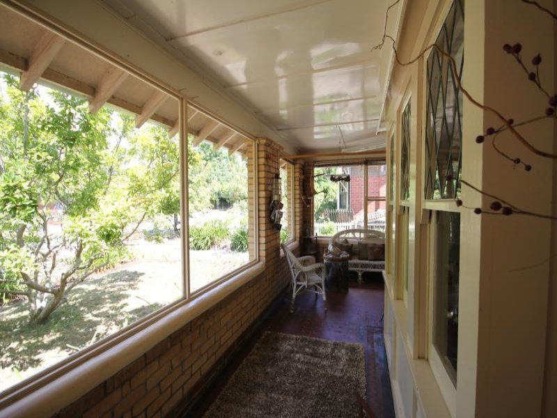 34. Victoria Avenue, Lake Wendouree image 2