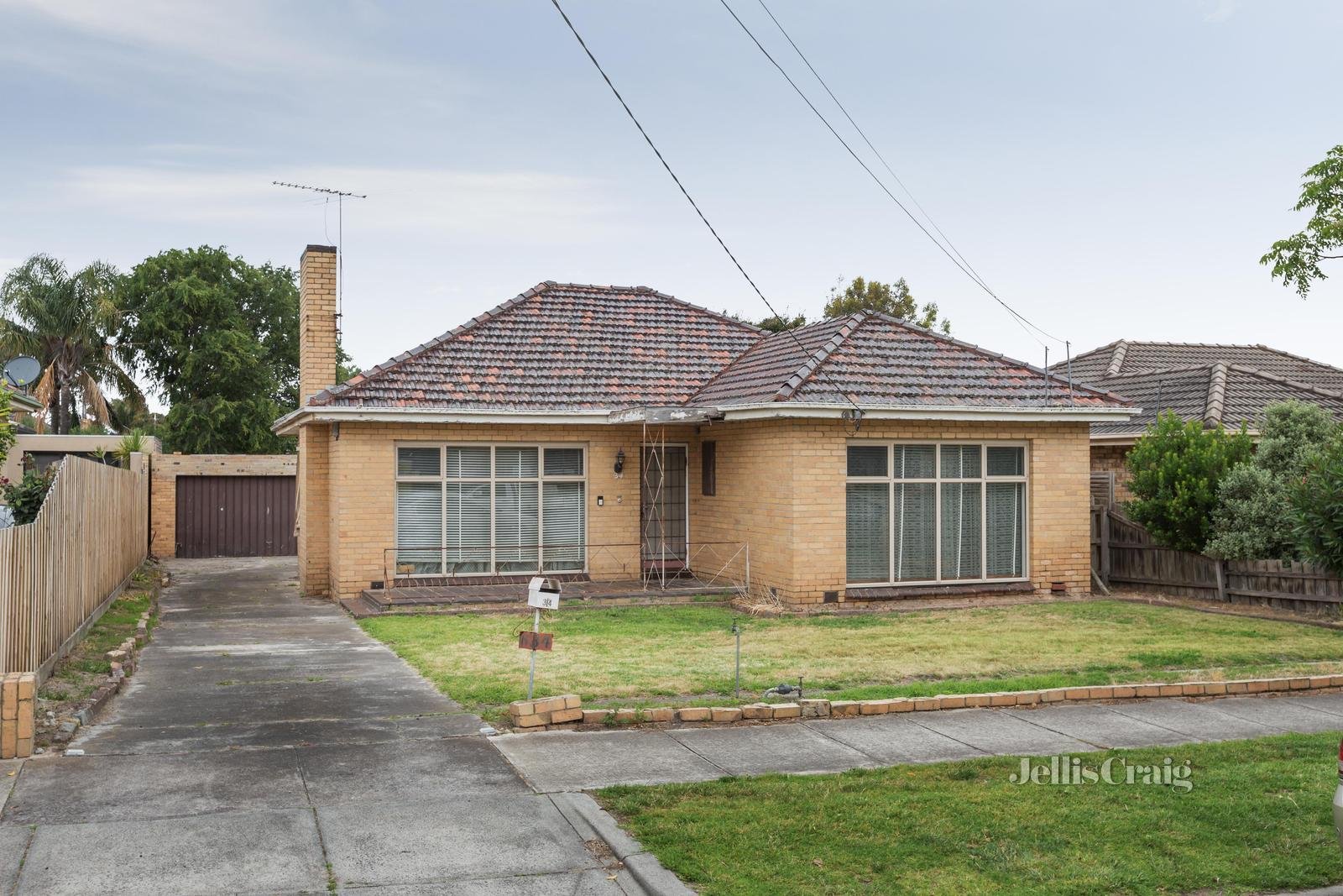 34 Warwick Street, Bentleigh East image 1