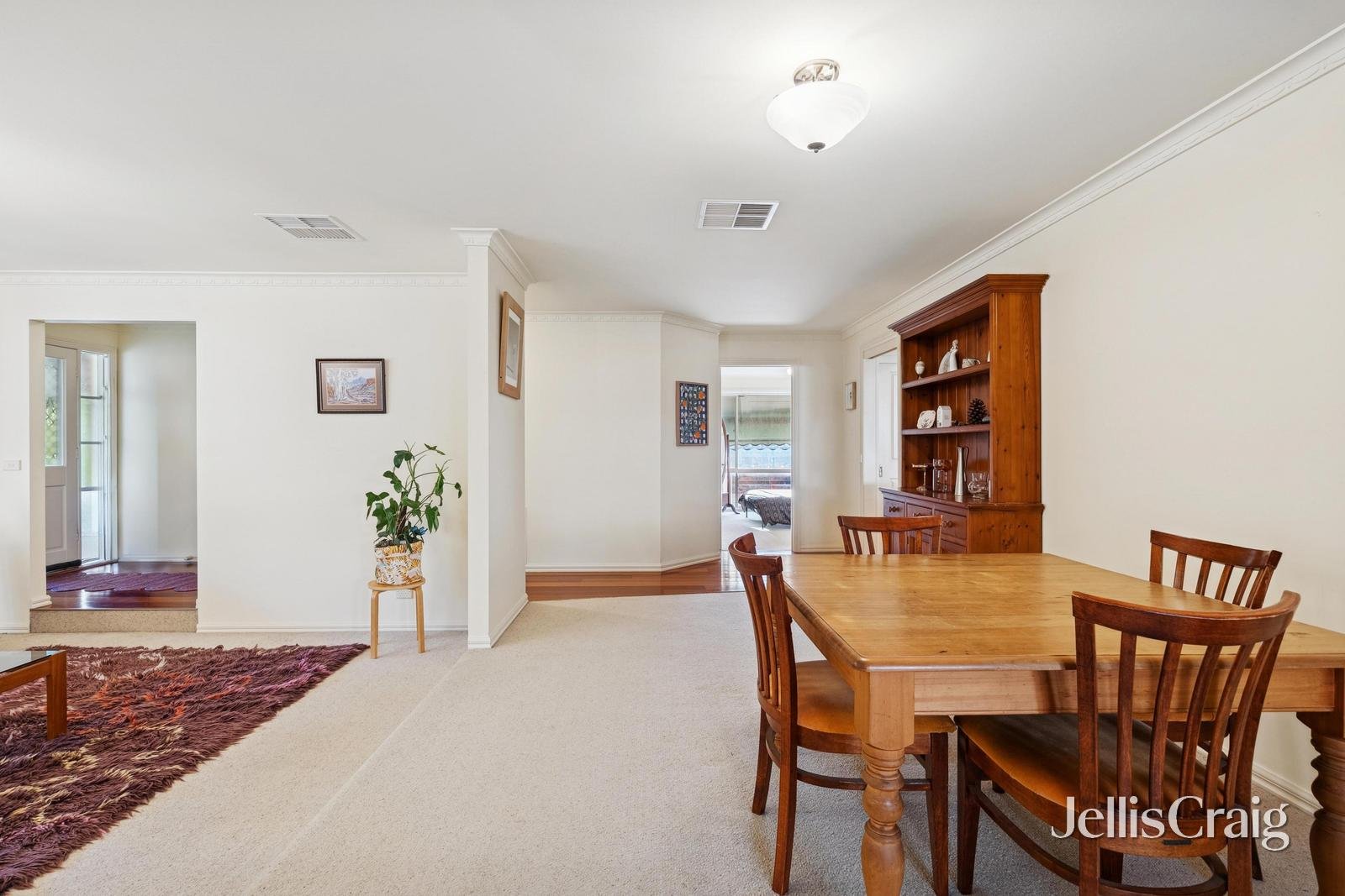 34 Wellington Park Drive, Warranwood image 6