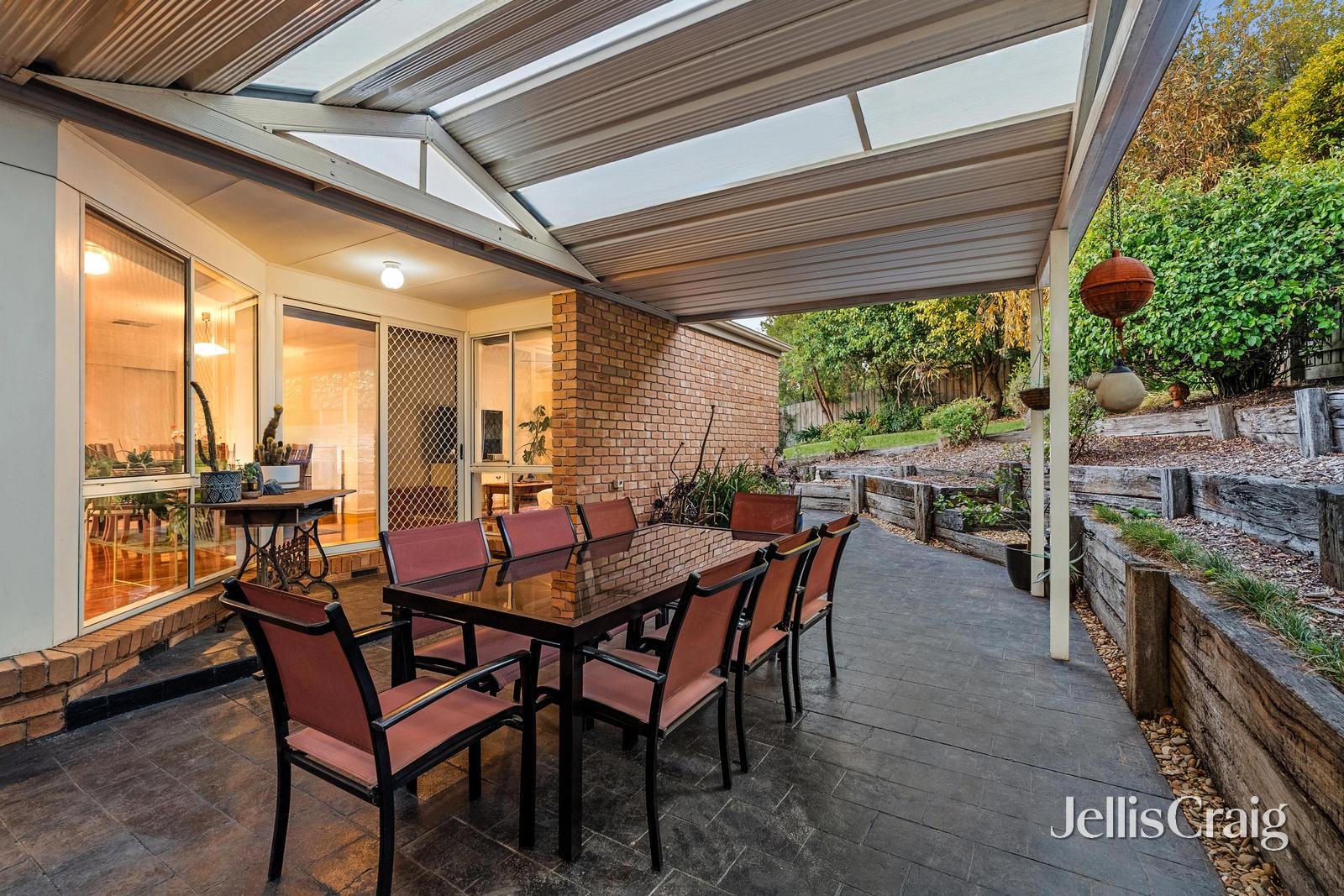 34 Wellington Park Drive, Warranwood image 11