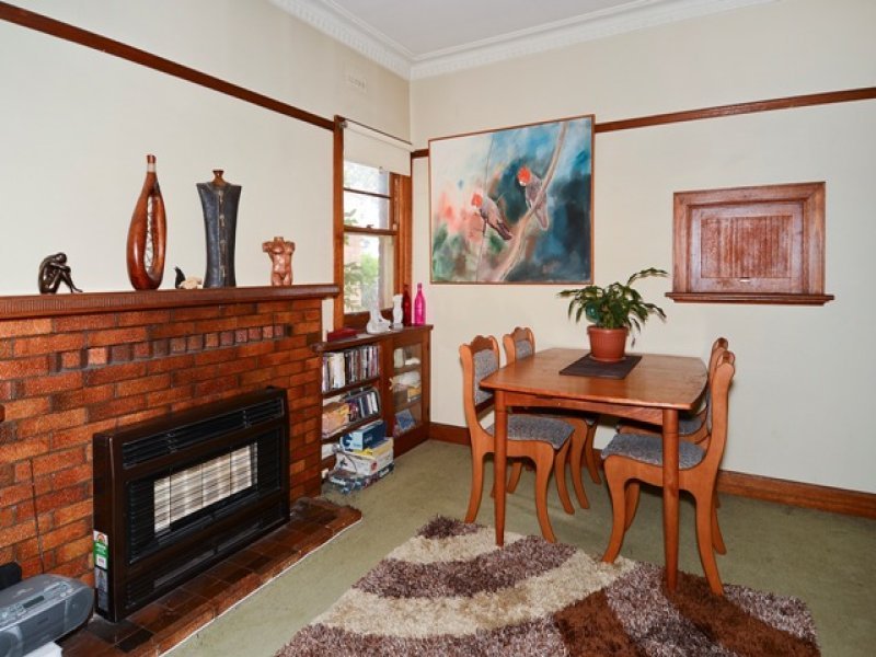 34 William Street, Newtown image 4