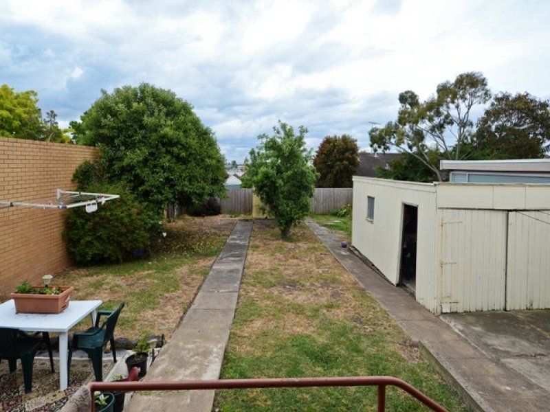 34 William Street, Newtown image 7