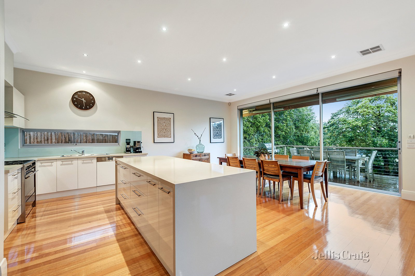 34 Yeovil Road, Glen Iris image 4