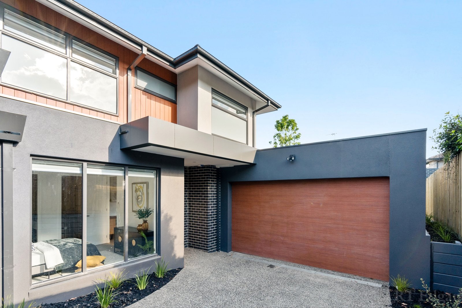 Property Gallery - Main Image