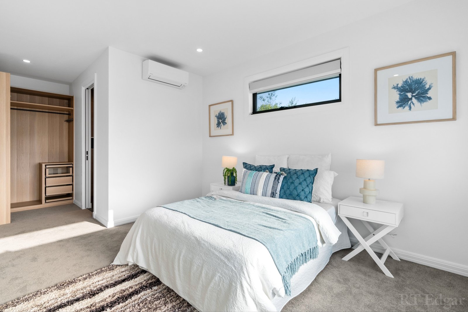 Property Gallery Thumbnail 8