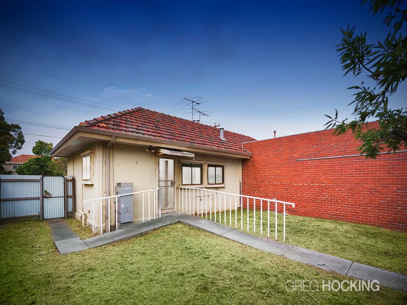 340 Howe Parade, Port Melbourne image 3